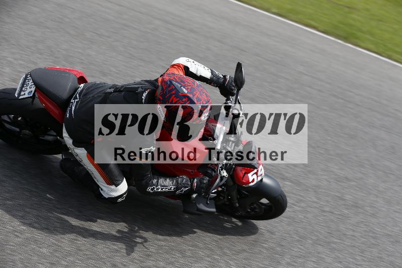 /Archiv-2024/29 12.06.2024 MOTO.CH Track Day ADR/Gruppe blau/59